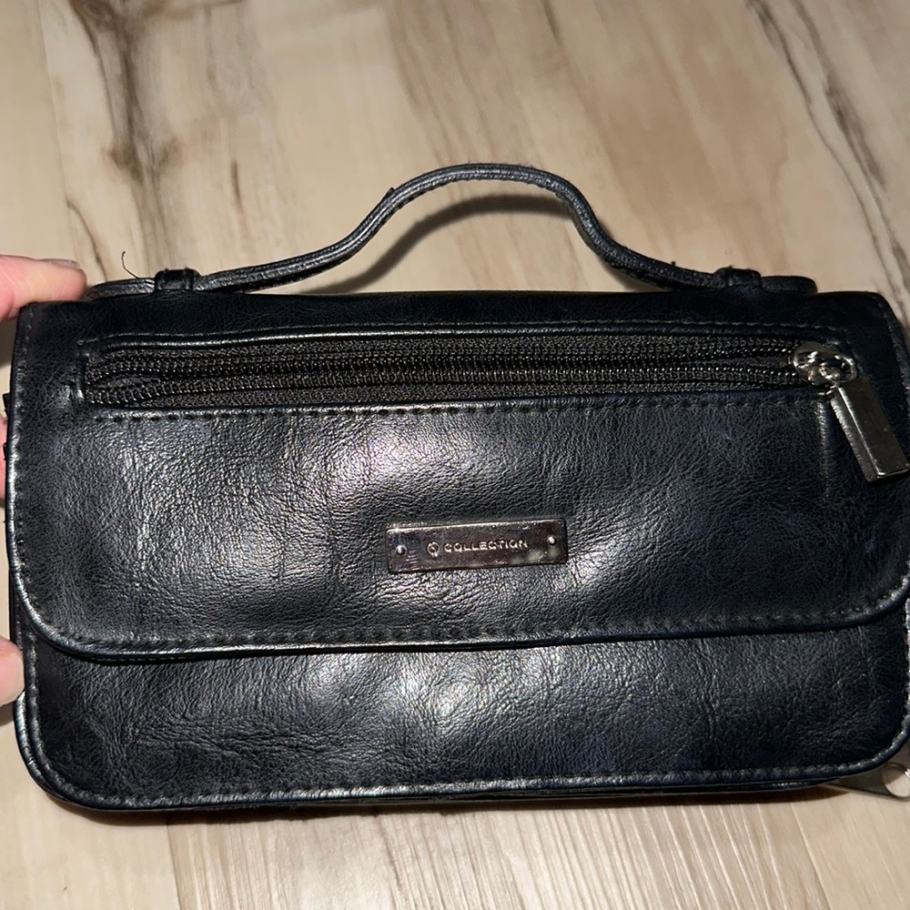 Black purse/wallet